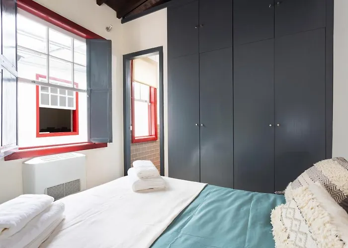 Home2book Stylish Design House In Center