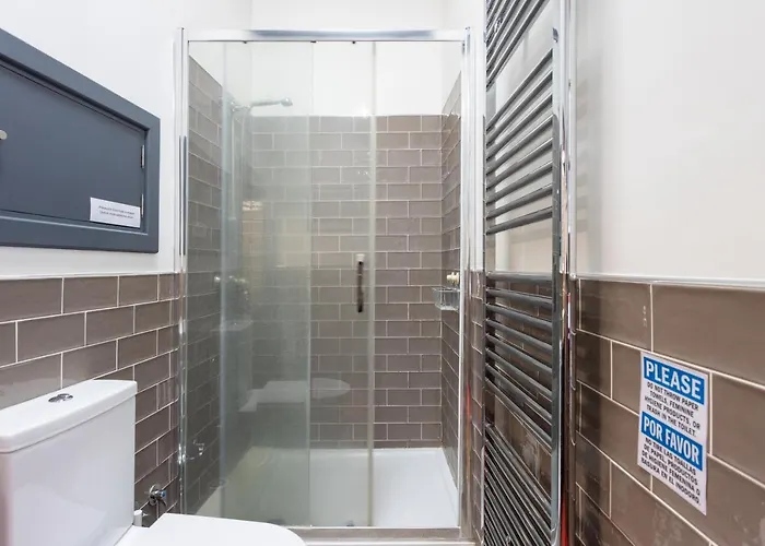 Home2book Stylish Design House In Center 펜션 *