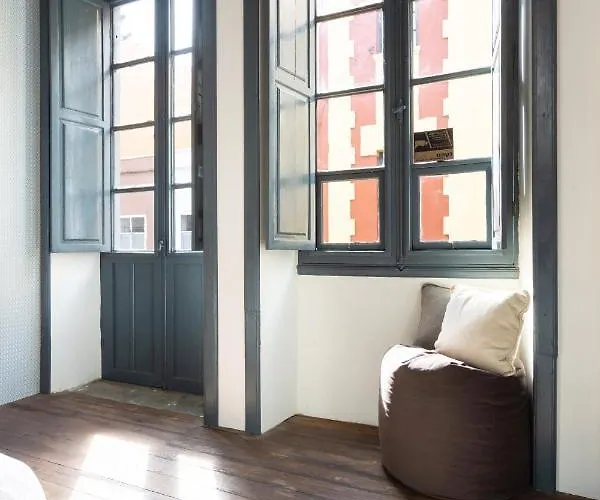 펜션 Home2book Stylish Design House In Center 라 라구나