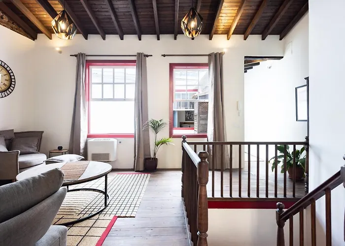 Home2book Stylish Design House In Center 別荘